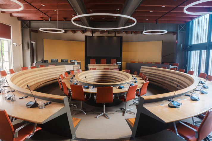 RP-22aug24_Raadzaal.jpg