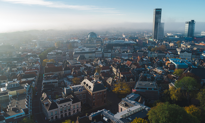 Dronefoto Stadhuis Leeuwarden